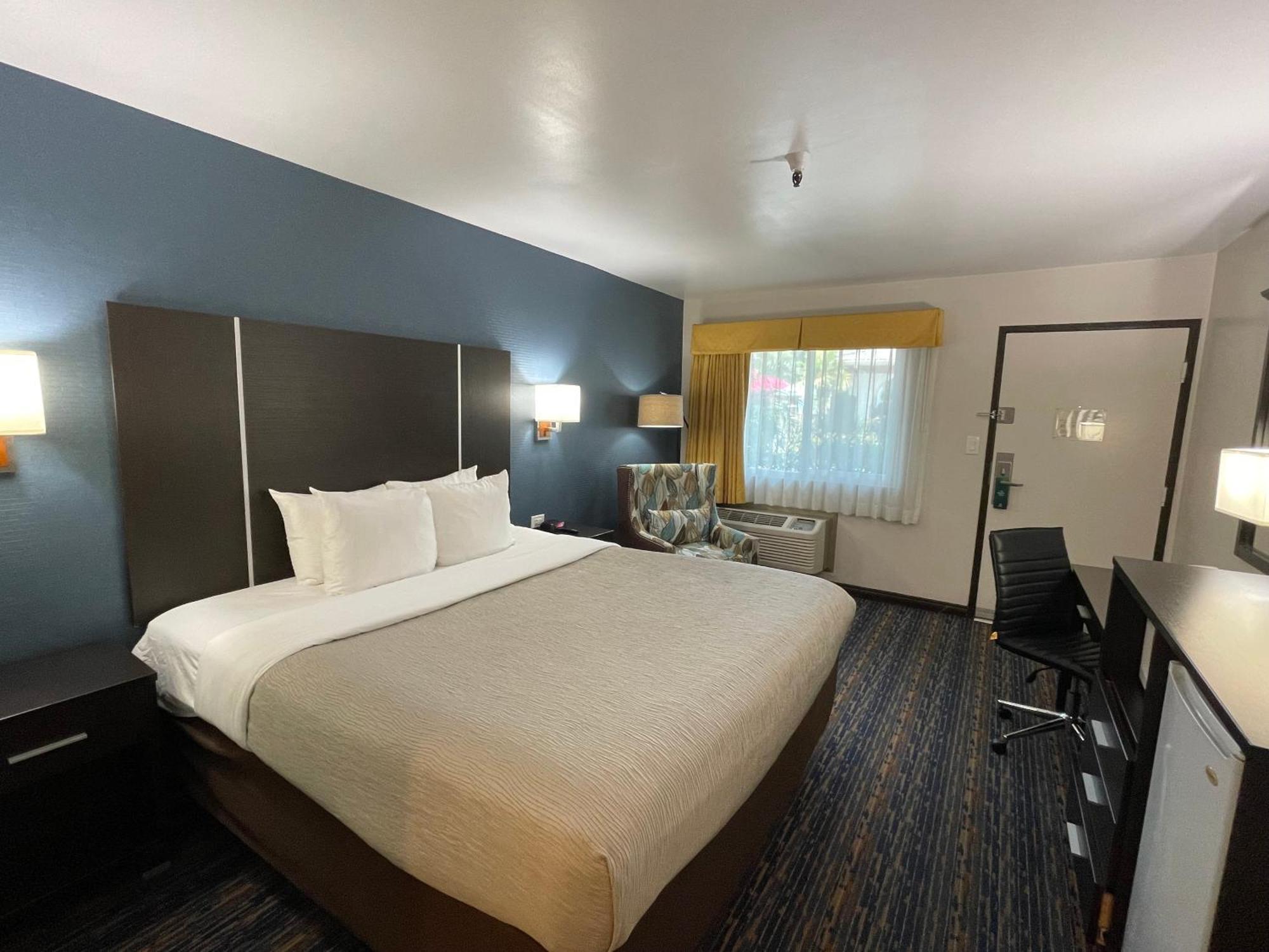 Quality Inn Ontario Airport Convention Center Exterior foto