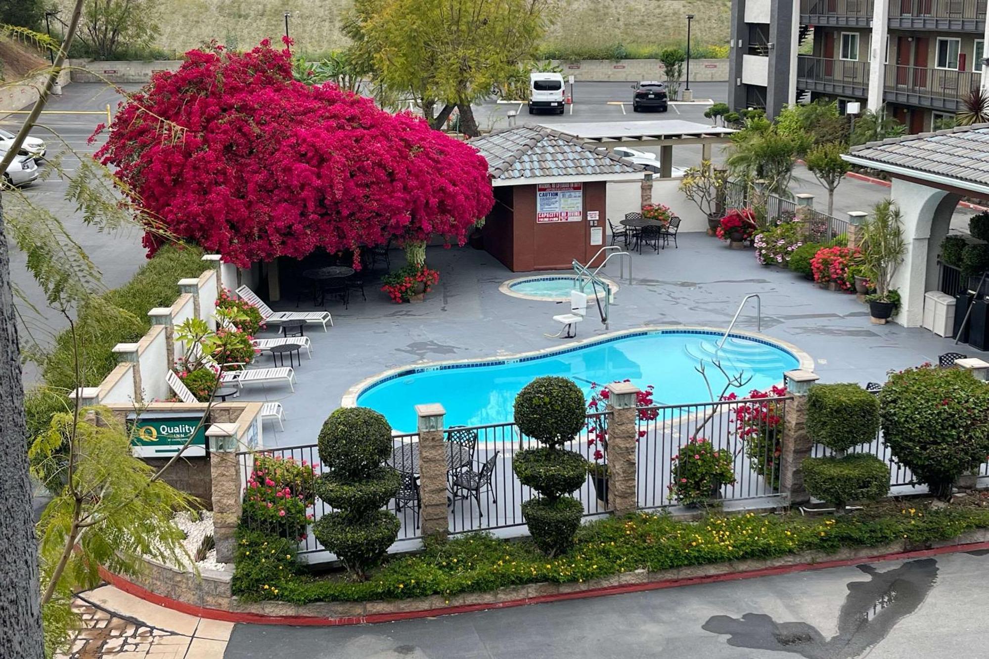 Quality Inn Ontario Airport Convention Center Exterior foto