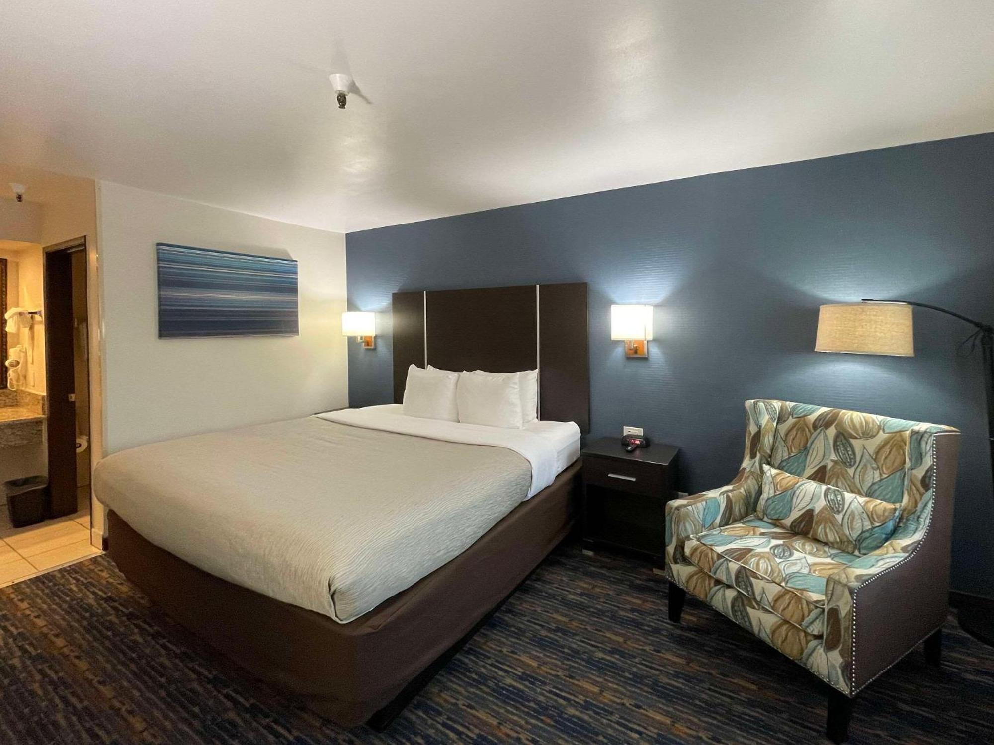 Quality Inn Ontario Airport Convention Center Exterior foto